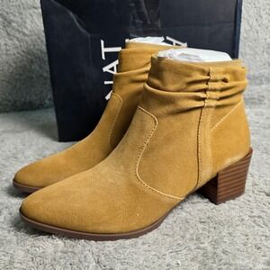 Naturalizer Gina Ankle Boots Booties Womens 7M Tan Suede Leather Slouch Look NEW